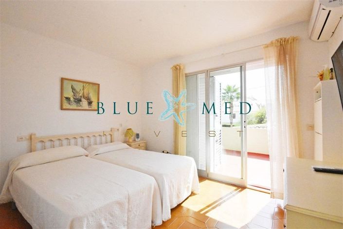 Image No.18-3 Bed Duplex for sale