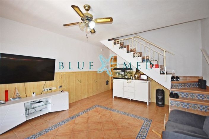 Image No.4-7 Bed Property for sale