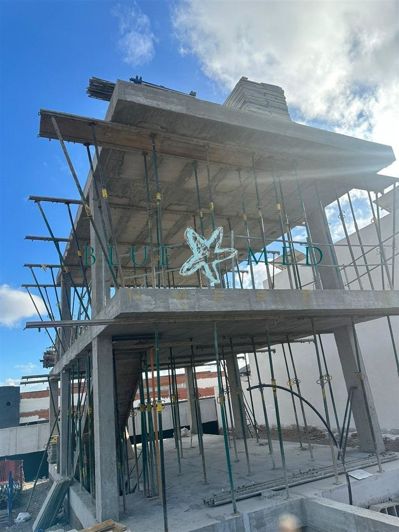 Image No.10-4 Bed Villa for sale