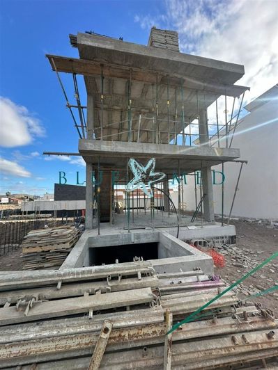 Image No.14-4 Bed Villa for sale