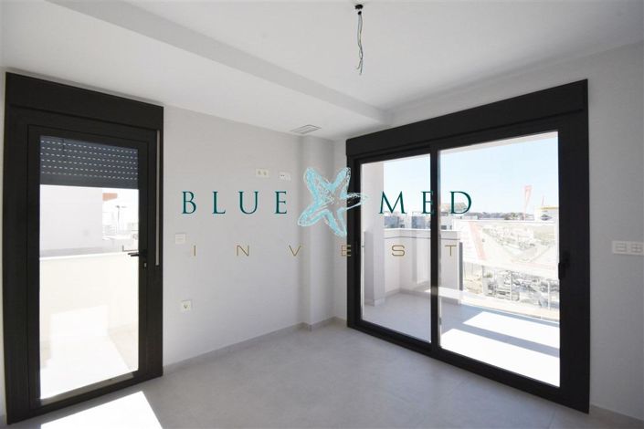 Image No.21-3 Bed Villa for sale