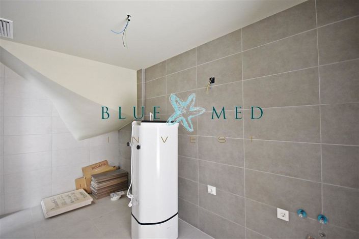 Image No.9-3 Bed Villa for sale