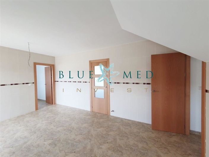 Image No.12-5 Bed Villa for sale