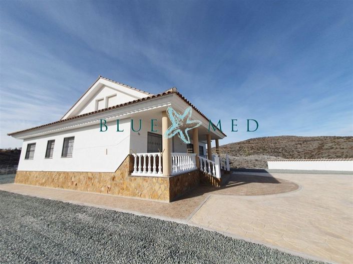 Image No.3-5 Bed Villa for sale