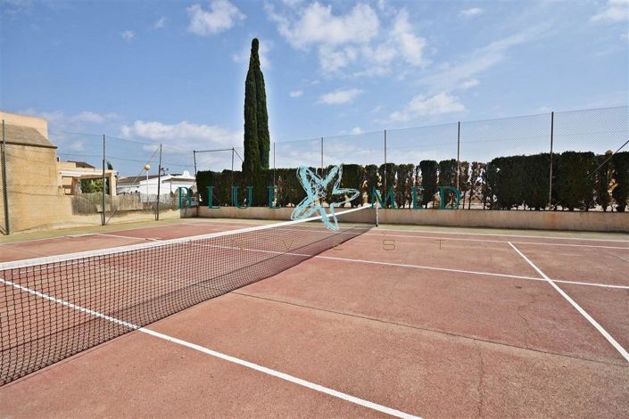 Image No.20-2 Bed Apartment for sale