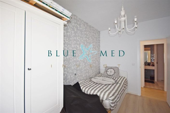 Image No.16-3 Bed Flat for sale