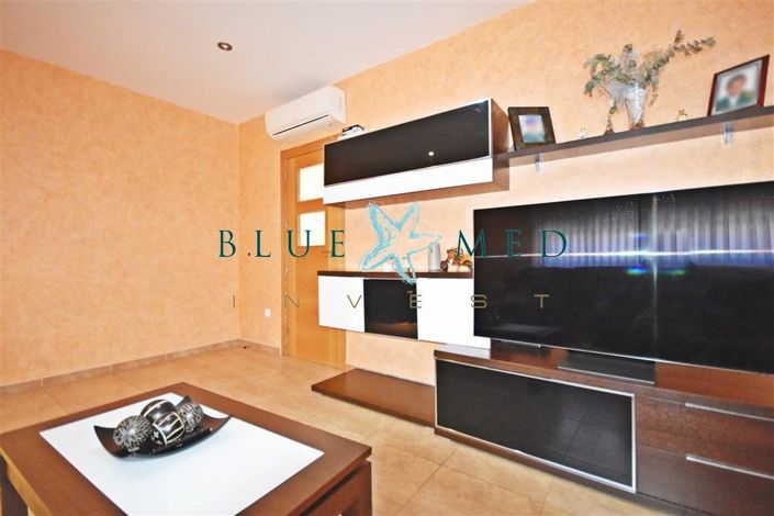 Image No.2-3 Bed Villa for sale