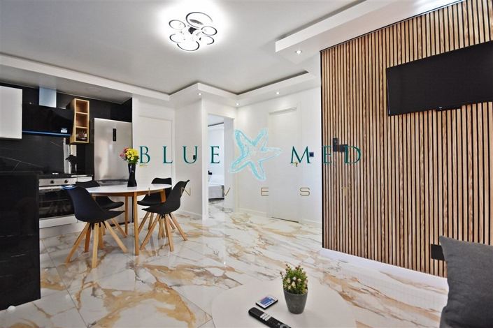 Image No.3-4 Bed Flat for sale