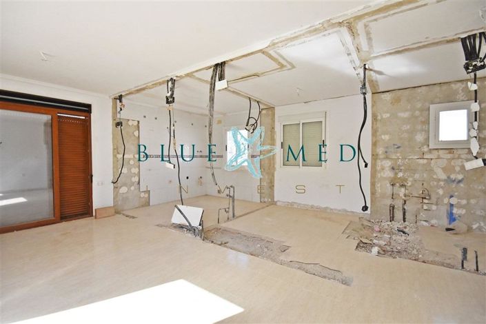 Image No.3-2 Bed House for sale