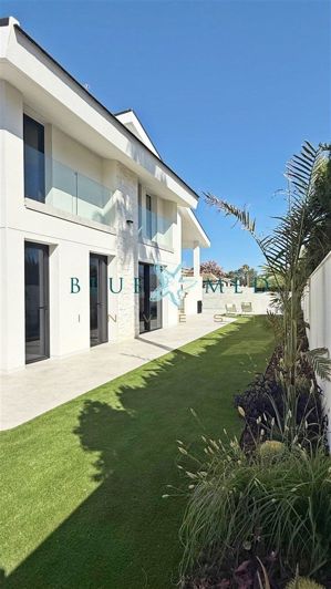 Image No.2-Villa de 4 chambres à vendre à La Manga del Mar Menor