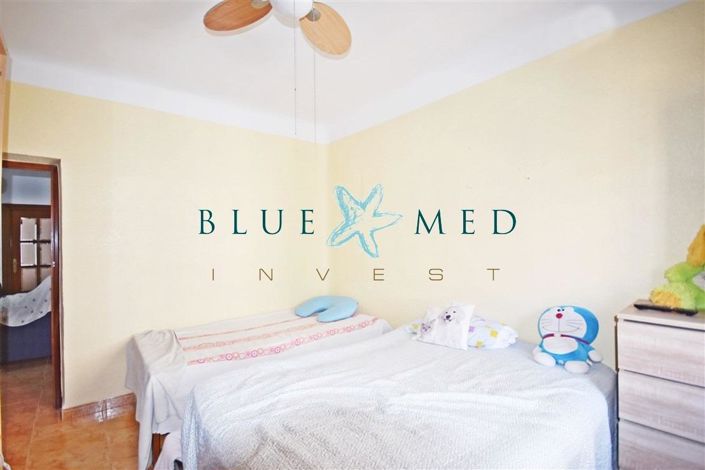 Image No.19-4 Bed Flat for sale