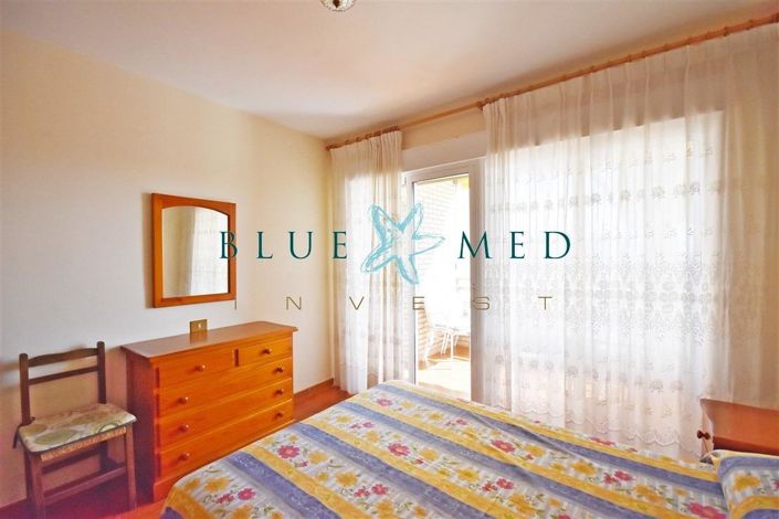 Image No.12-3 Bed Flat for sale