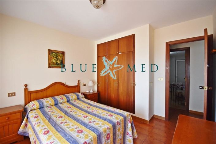 Image No.13-3 Bed Flat for sale