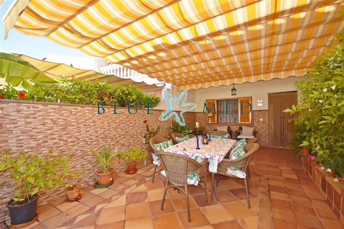 Image No.3-5 Bed Property for sale