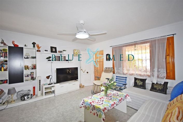 Image No.8-5 Bed Property for sale