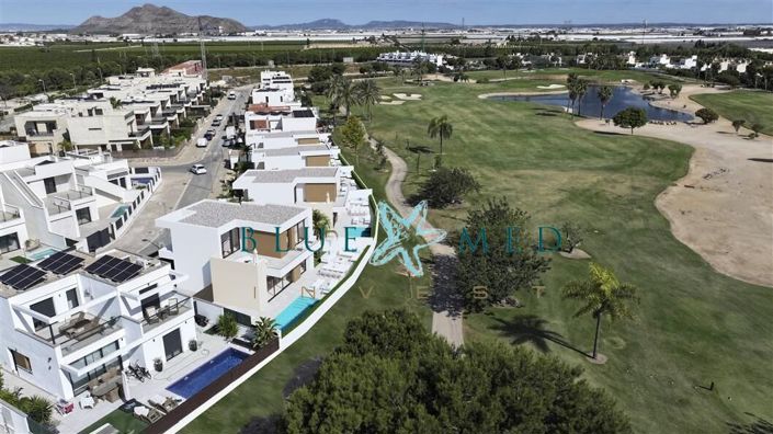 Image No.3-3 Bed Villa for sale