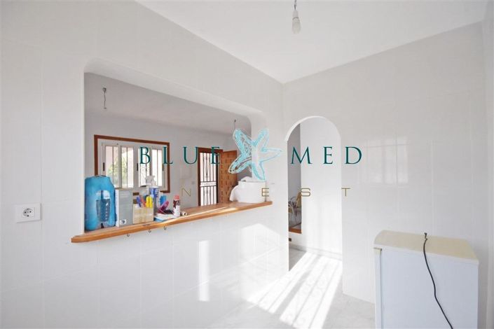 Image No.14-3 Bed Villa for sale