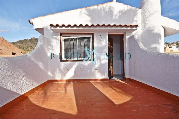 Image No.30-3 Bed Villa for sale