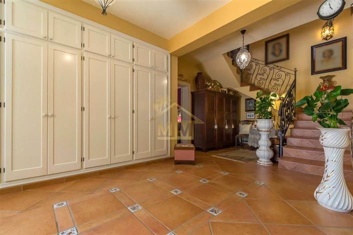 Image No.15-5 Bed Villa for sale