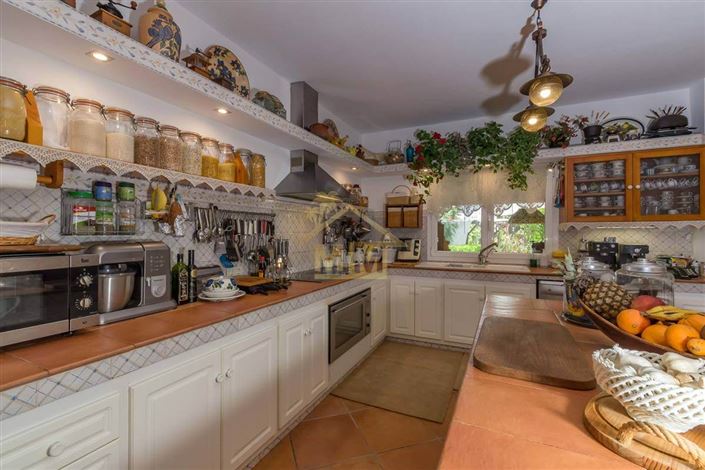 Image No.19-5 Bed Villa for sale