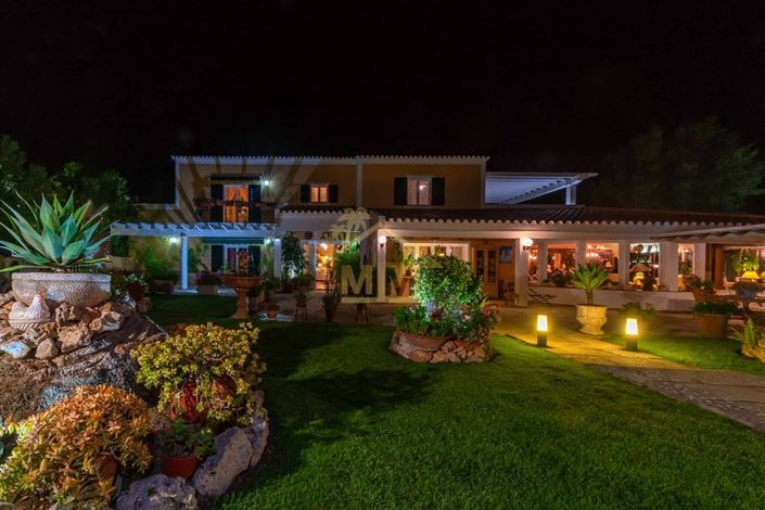 Image No.2-5 Bed Villa for sale