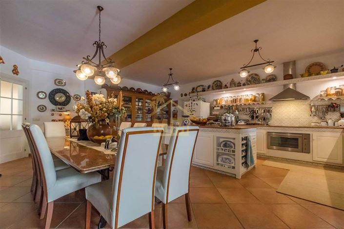 Image No.21-5 Bed Villa for sale