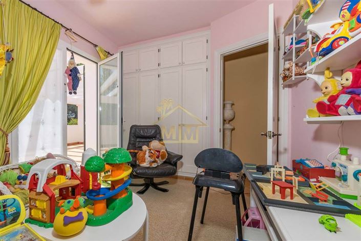 Image No.37-5 Bed Villa for sale