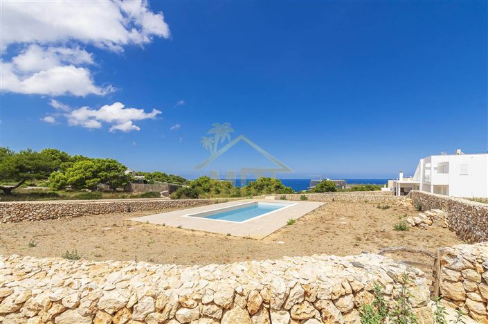 Image No.2-4 Bed Villa for sale