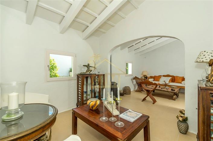 Image No.10-4 Bed Country House for sale