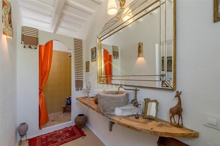 Image No.14-4 Bed Country House for sale