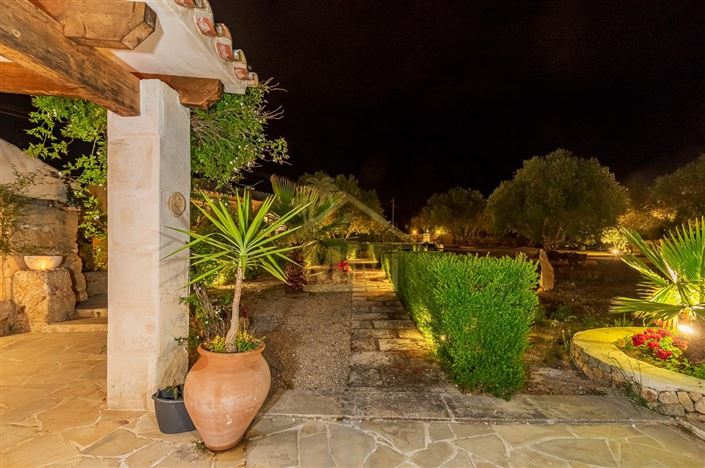 Image No.39-4 Bed Country House for sale