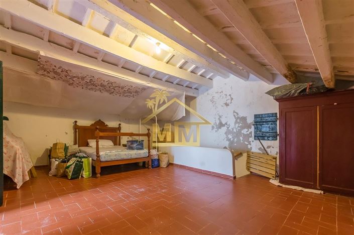 Image No.24-6 Bed Country House for sale