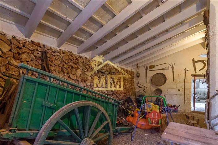 Image No.32-6 Bed Country House for sale