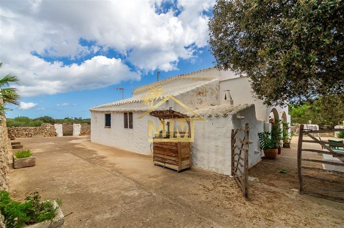 Image No.40-6 Bed Country House for sale