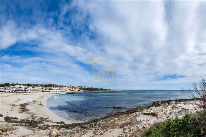 Image No.12-18 Bed Commercial for sale