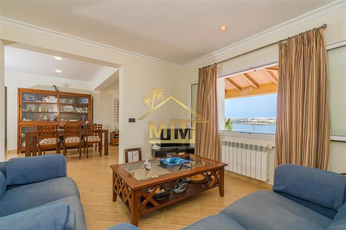 Image No.15-4 Bed Villa for sale