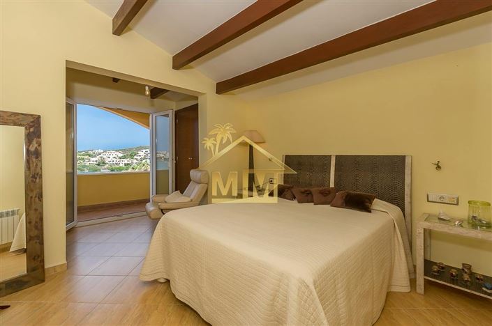 Image No.20-4 Bed Villa for sale