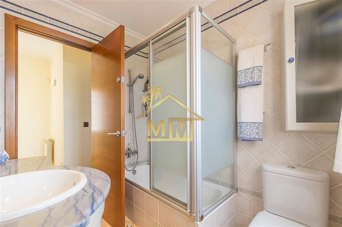 Image No.27-4 Bed Villa for sale