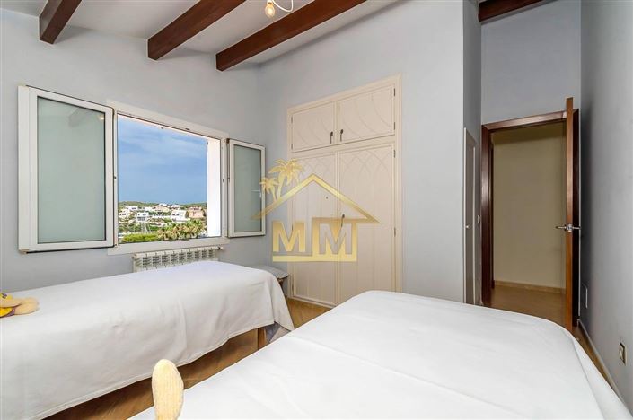 Image No.29-4 Bed Villa for sale