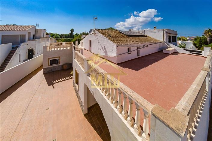 Image No.43-3 Bed House for sale