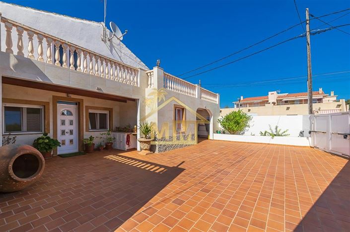 Image No.46-3 Bed House for sale