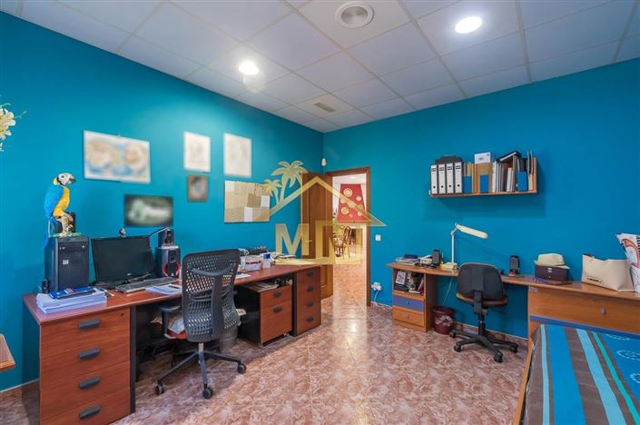 Image No.37-4 Bed Villa for sale