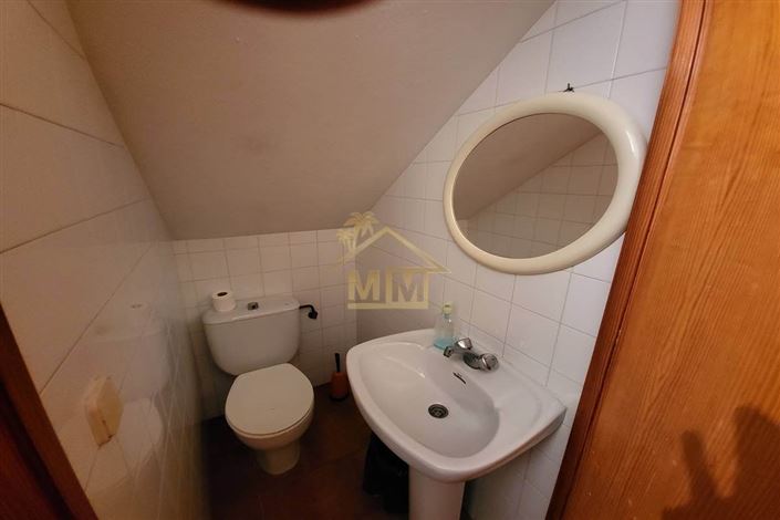 Image No.10-6 Bed Apartment for sale