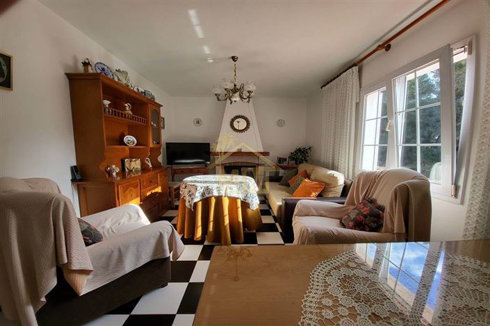 Image No.22-6 Bed Apartment for sale