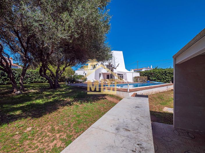 Image No.13-8 Bed Villa for sale