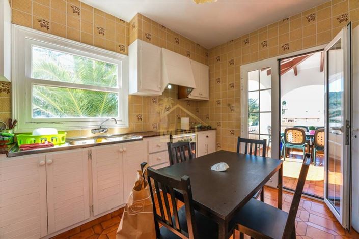 Image No.10-4 Bed Villa for sale