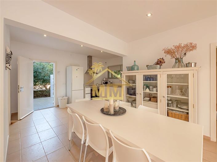 Image No.12-4 Bed Villa for sale