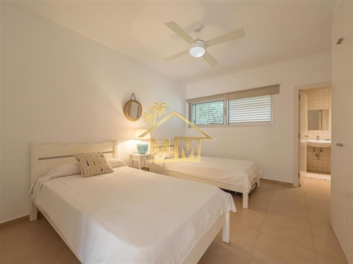 Image No.13-4 Bed Villa for sale