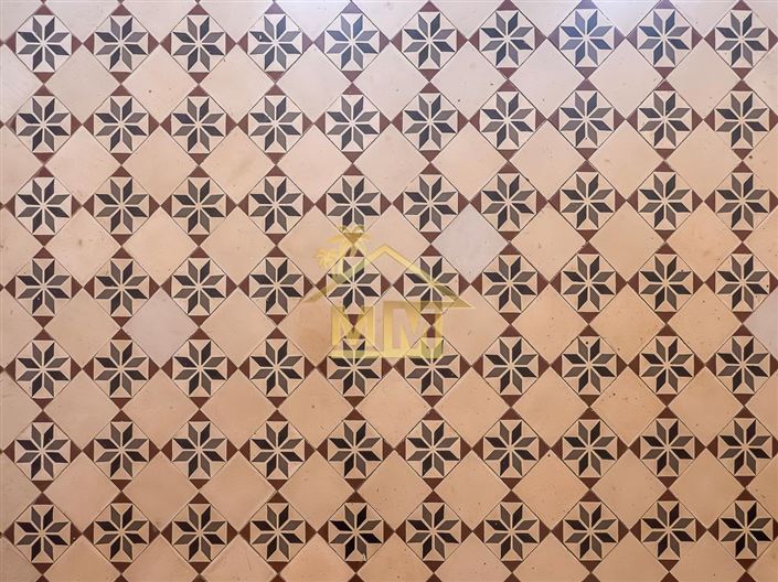 Image No.31-6 Bed Townhouse for sale