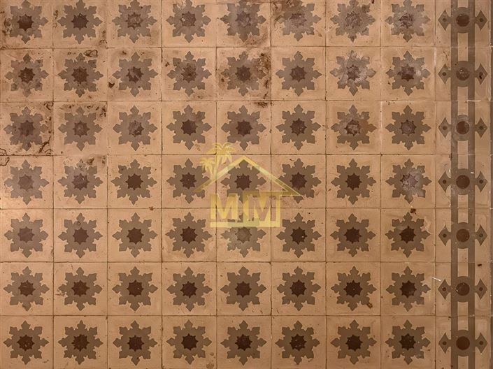 Image No.32-6 Bed Townhouse for sale